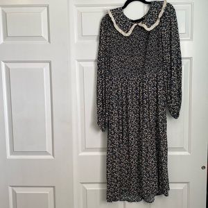 VILA midi dress with peter pants collar